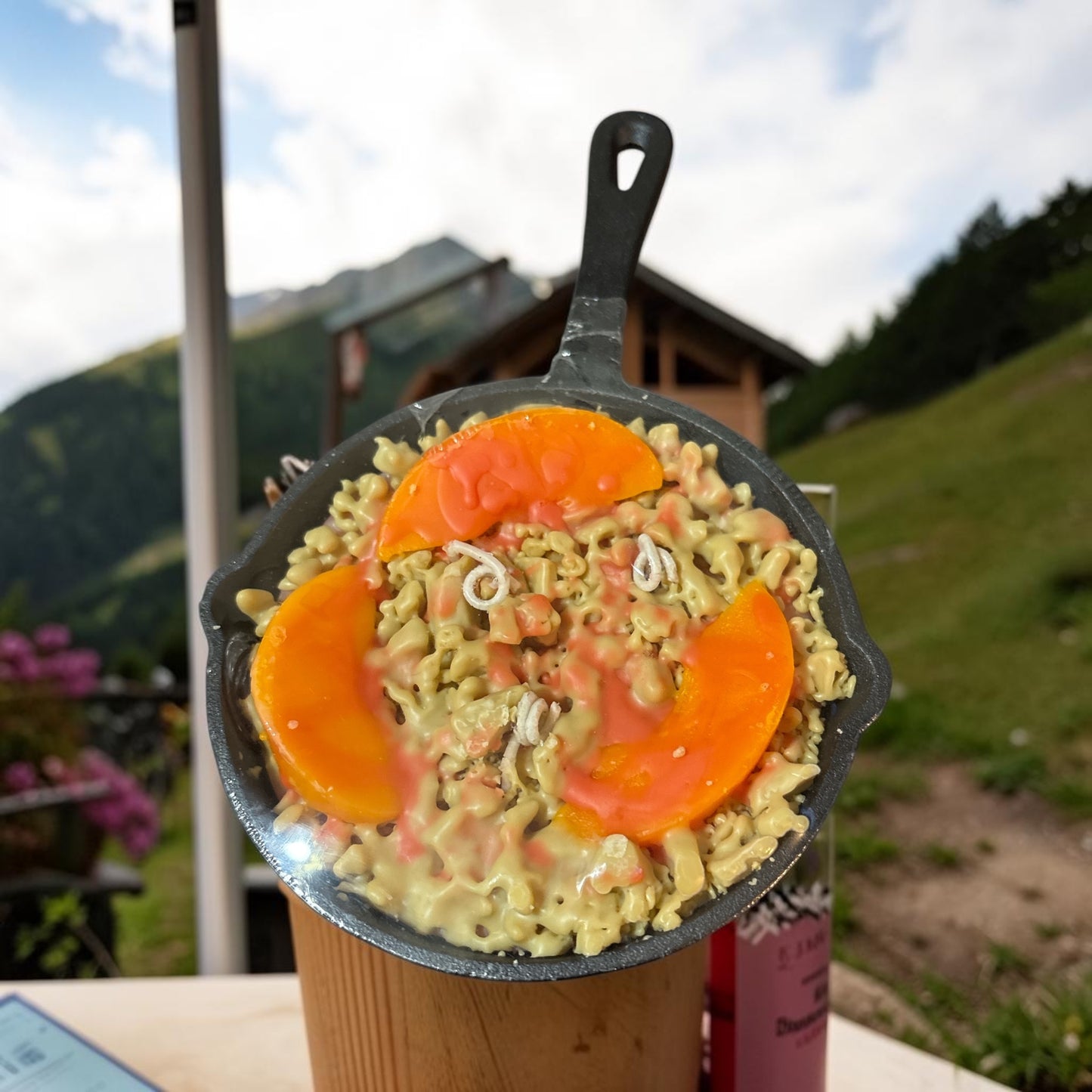 Peach Cobbler Iron Skillet Candle